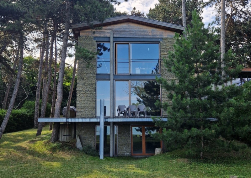 Balatonvilágos, Nyaraló